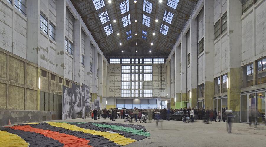 The cavernous interior hall of the retrofitted FRAC Grand Large, Dunkerque.